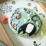 刺繍ブローチ★バクさんの夢