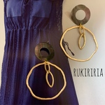 RUKIRIRIA #296 メタルピアス  フープピアス シェルピアス 大ぶりイヤリング 