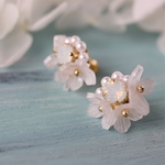 wedding 白い紫陽花、bijou *ピアス／イヤリング