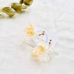 sale♡アナベルとかすみ草のスワッグイヤリング