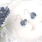 アイオライトとシェルのピアス