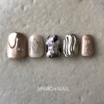 特集掲載☆大人気☆しずくと白べっ甲のニュアンスネイル（ミラーネイル・水滴ネイル・うねうね・なみなみ・ワイヤー・個性的・ニュアンスネイル）【普通郵便送料無料】