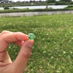 片耳用ひとつぶイヤーカフ（シーグラス：緑）