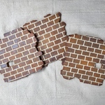 レンガ模様の陶板