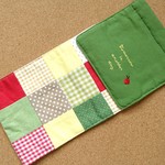 てんとう虫刺繍のトイレットペーパーホルダーカバー     