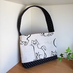 【ご注文品】ワンハンドルバッグ（青い目の猫ちゃん×黒ドット）