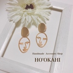 メタリックプレート×ウィンクレディ ピアス/イヤリング