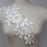 チュール刺繍モチーフ 1枚 花 葉 白 B (MFLC72WHJL0B)