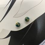 【3082】深緑金ラメ十　3ｍｍ小さいステンレスピアス 