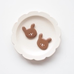 うさぎのクッキーブローチ（チョコ）
