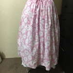 スカートとペチスカートです。値下げ長期保管の為神経質な方はお控えください、専用ページです、