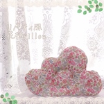 リバティ風小花柄clown☁️pillow