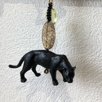 黒豹のバッグチャーム