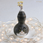 ひょうたんねこ【キジ白】しっぽぼーん