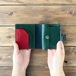 手帳のようなミニ財布／ネイビー×グリーン×赤 ▷受注製作◁