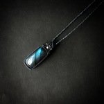 ラブラドライト macramé ペンダント
