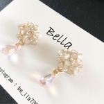 紫陽花＊白＊ロザリンチェコビーズ  ピアス/イヤリング