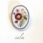 お花の刺繍ブローチ