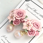 薔薇ブーケと天然石の板バネクリップイヤリング☆フラッシュローズクォーツ