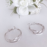 *ピアス*シルバー三連リングのシンプル大人可愛いピアス
