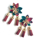 アフリカ布 フラワー&タッセルロングピアス バーガンディ/グリーン/ゴールド  花アクセサリー結婚式パーティーフェス 世界に一つアフリカンバティックつまみ細工揺れる大ぶりフリンジ小顔効果　クリスマス