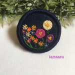 お花の刺繍ブローチ✴︎555