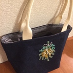 手刺繍♡デニム布バッグ *裏地・内ポケット付き