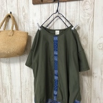 ～28日迄:サンキュー・感謝SALE送料無料:綿素材カーキ色&バンダナ柄・紺色:ゆったりバックシャンな半袖ブラウス