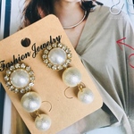 【結婚式・パーティ】上品ピアス／イヤリング