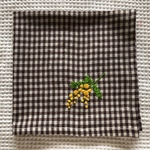 刺繍の大判ハンカチ☆ミモザ