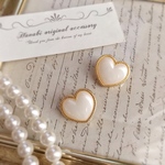cuteなハート❤︎アンティーク大ぶりピアス/イヤリング