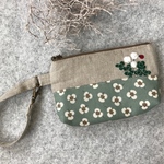 14×9刺繍ポーチ クローバーとテントウムシ