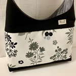 ☆オーダー品【送料無料】ワンショルダーバッグ(花柄&黒帆布)