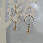 夏ピアス／ゴールドとクリアビーズのピアス