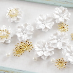 New！８セット★ホワイトパールフラワー＋花芯＋パールビーズ