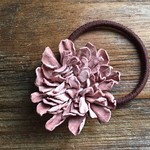 革花のヘアゴム Lサイズ(太ゴム・葉っぱなし) サーモンピンク