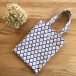 ラミネートのぺたんこトートバッグ      ブルー