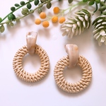 ラタン ピアス  夏 ホワイト