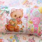 hana*ハンドメイド★レトロアニマルのピロークッションmini★お花クマちゃん