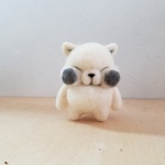 小ぶりモノクロブサネコさん