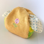 きゅっとぷち袋  花刺繍×黄緑【Mサイズ】