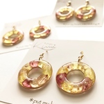 Flowerhoop ピアス／イヤリング〈グリーンボルドー〉
