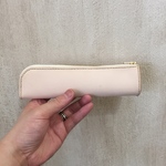 革のペンケース