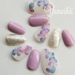 紫陽花と雨露ねいる くすみぴんく