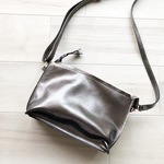 暗褐色にかがやく ダブルポシェット ショルダーバッグ 本革 ブロンズ & クロコ型押し ダークブラウン