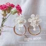 フラワー＊ゴールドフープピアス