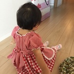 赤いギンガムチェックのワンピース