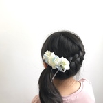 白い教会のお花バレッタ ライトブルー