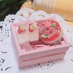 ミニチュアケーキ 木箱入り