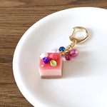 プチベリーベリーケーキ・キーホルダー/フェイクスイーツ・フード